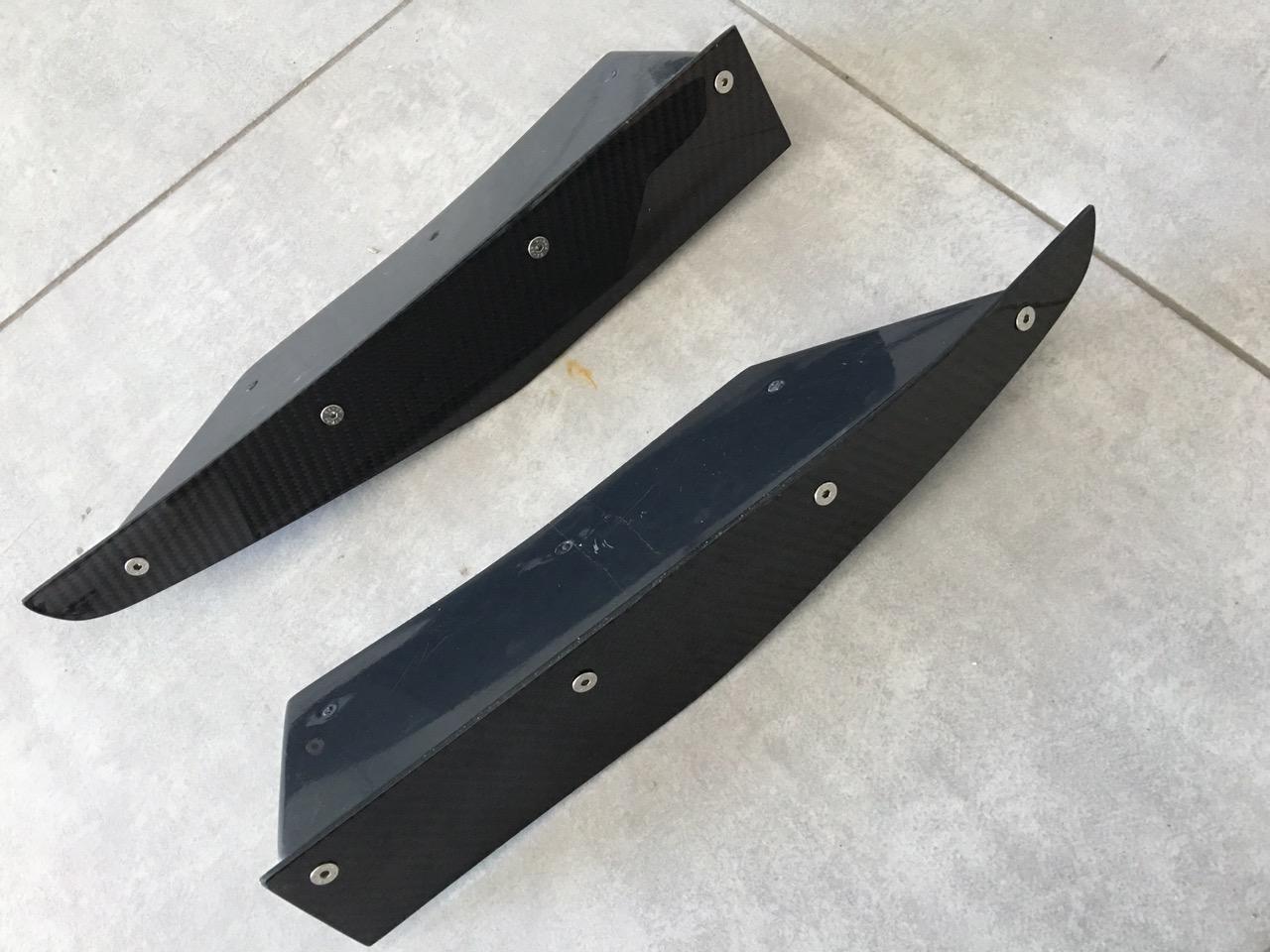 BMW E46 Carbon Fiber rear fins / lips